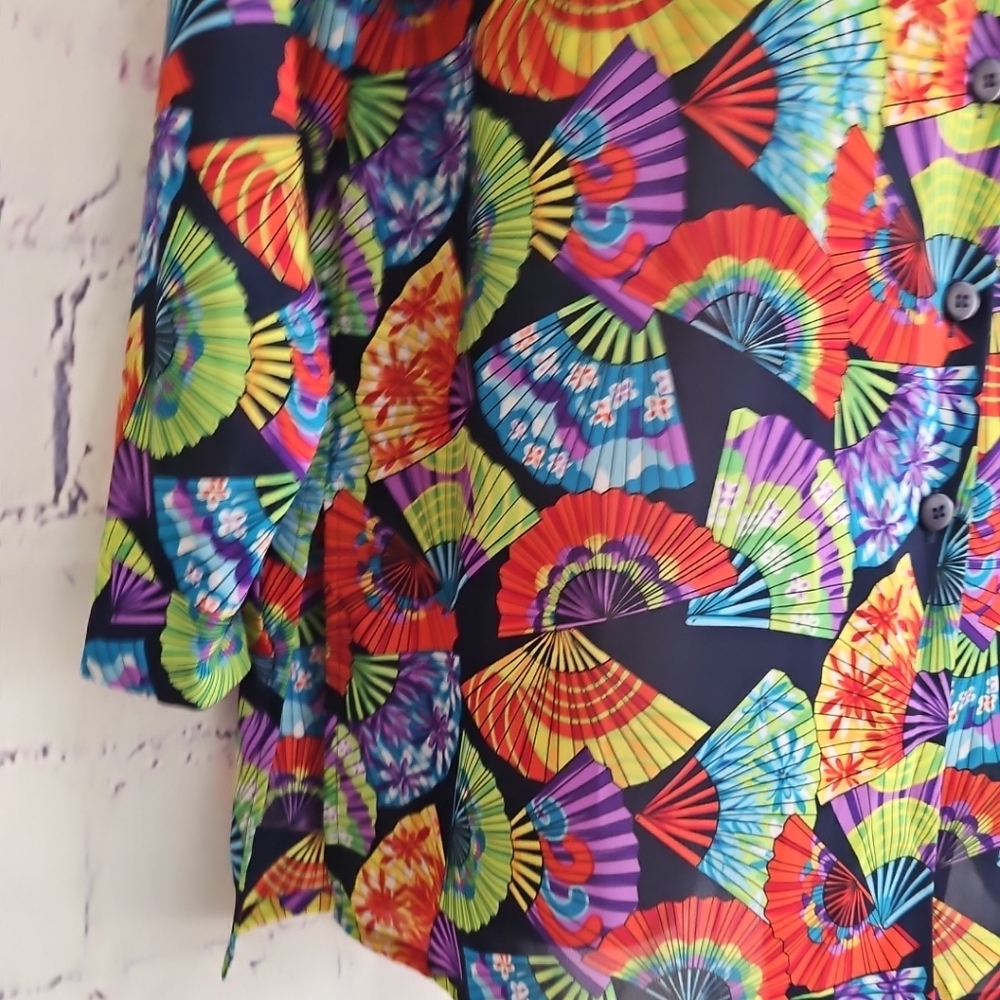 Bechamel Semi-Sheer Multicolor Fan Pattern Button… - image 4